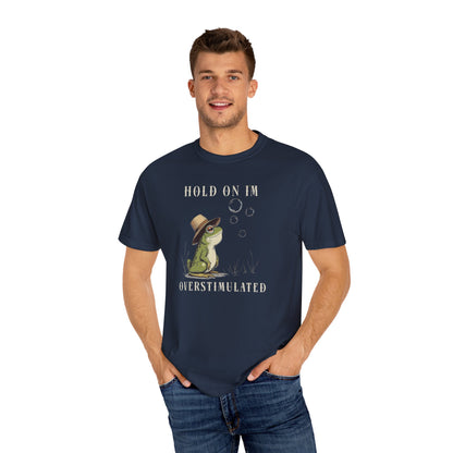 Overstimulated Frog T-Shirt Retro Fun Froggy Meme Shirt Vintage Frog And Toad Aesthetic Frog Lover Gift For Her Birthday Viral Trendy Shirt